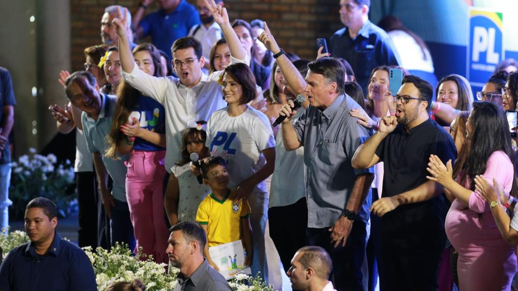 Bolsonaro e Michelle em Fortaleza