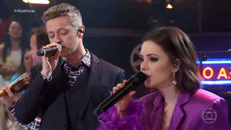 sandy lucas altas horas areia