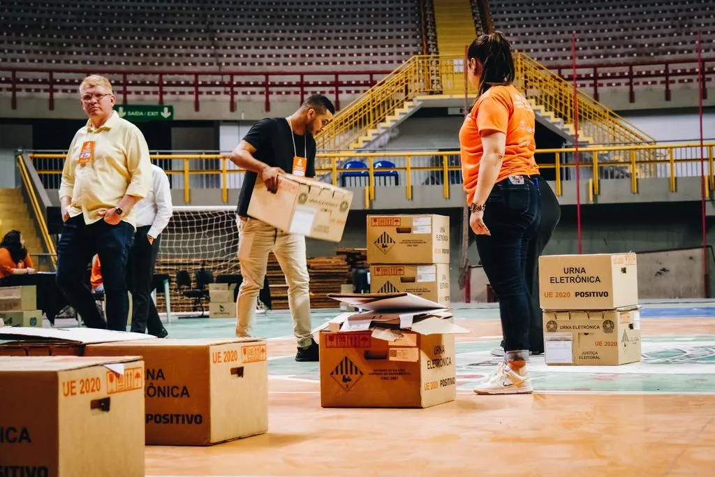 Apuração de Fortaleza ocorre no Ginásio Paulo Sarasate