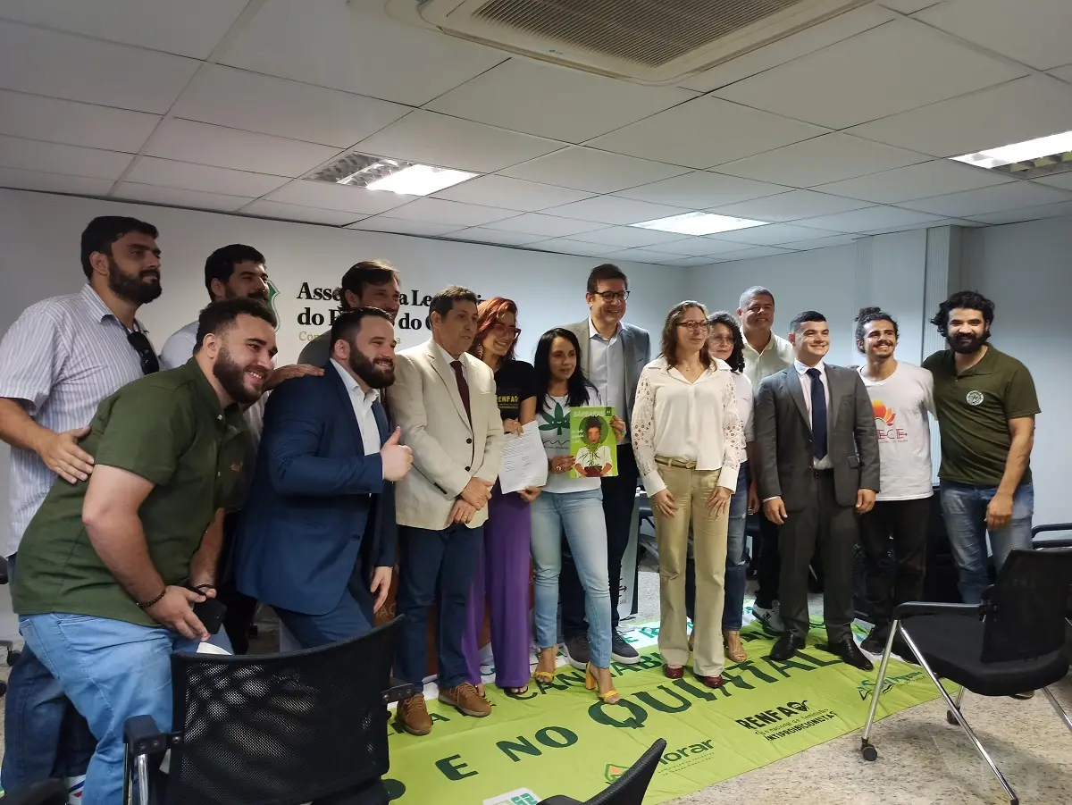 Projeto que quer liberar maconha