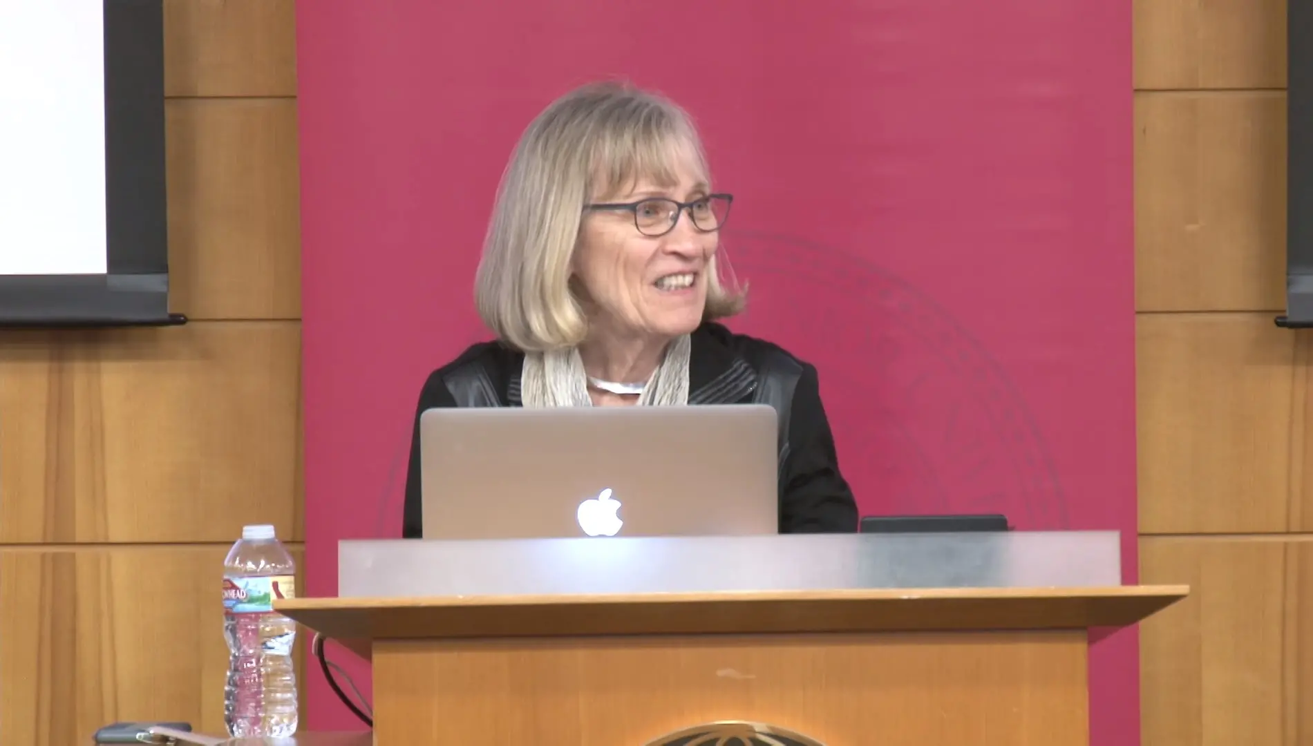 Professora da Universidade de Harvard é a terceira mulher a vencer o prêmio.