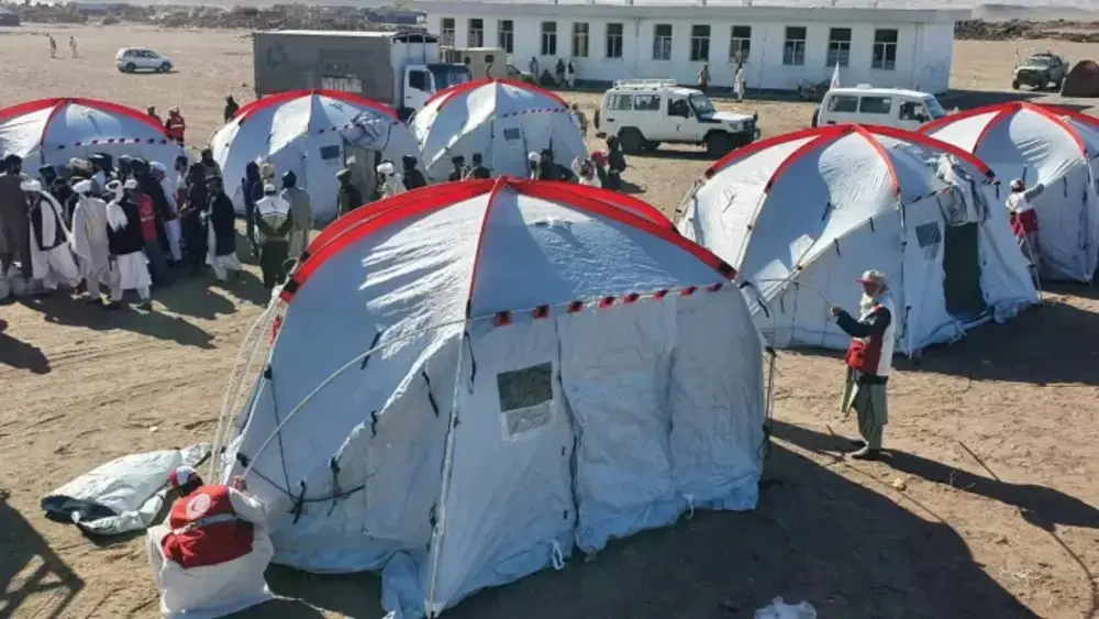 Barracas montadas para desabrigados