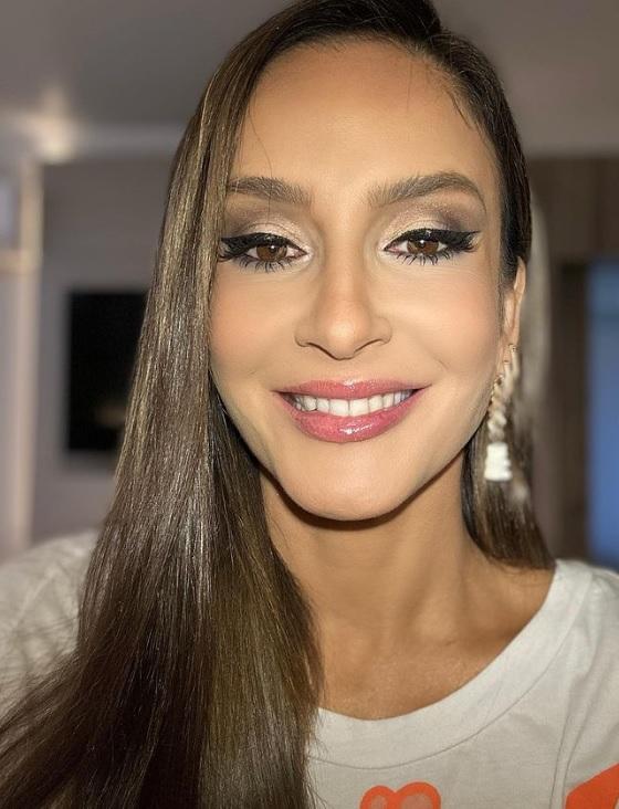 Imagem da cantora Claudia Leitte