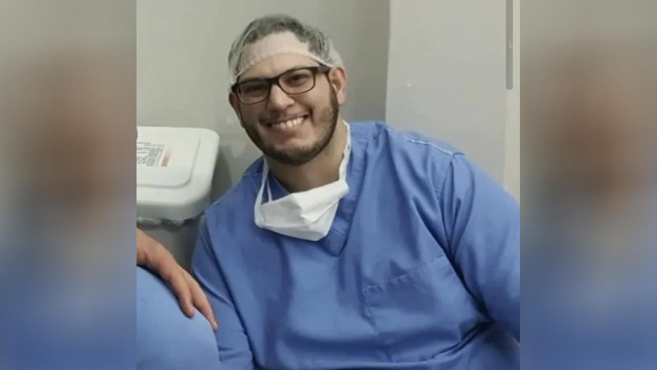 foto de médico sobrevivente