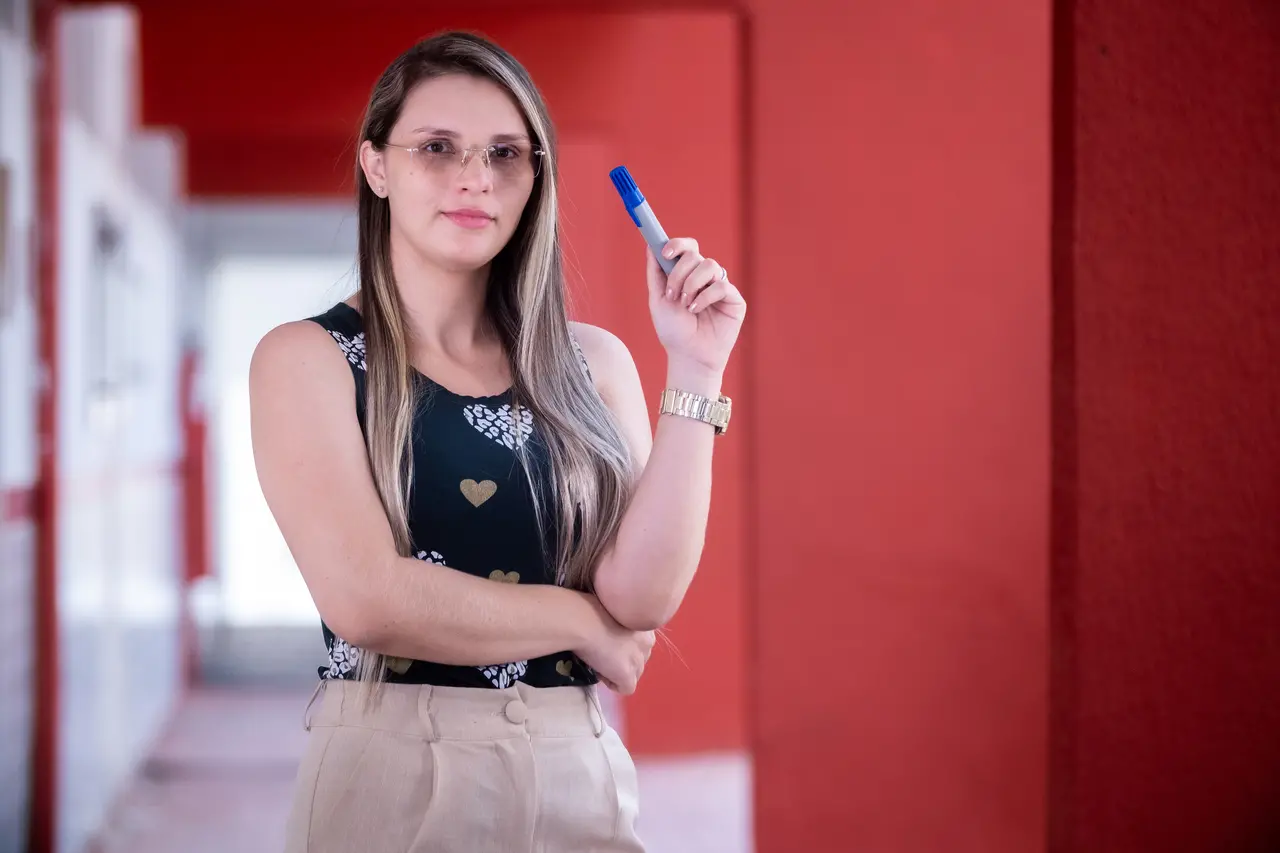 professora da rede pública do Ceará em sala de aula