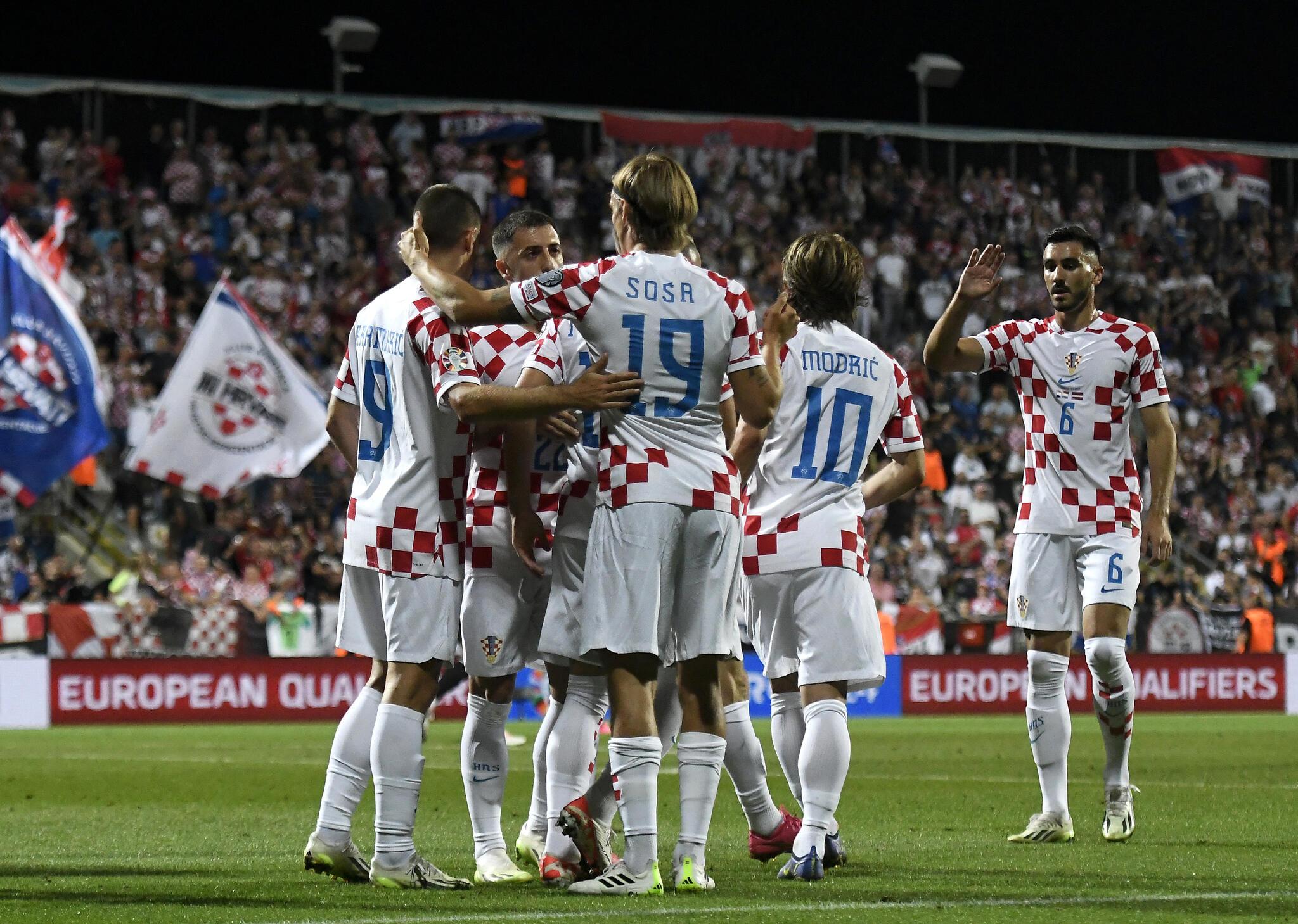 Turquia empata (1-1) com a Croácia no caminho para a Copa do Mundo de 2018