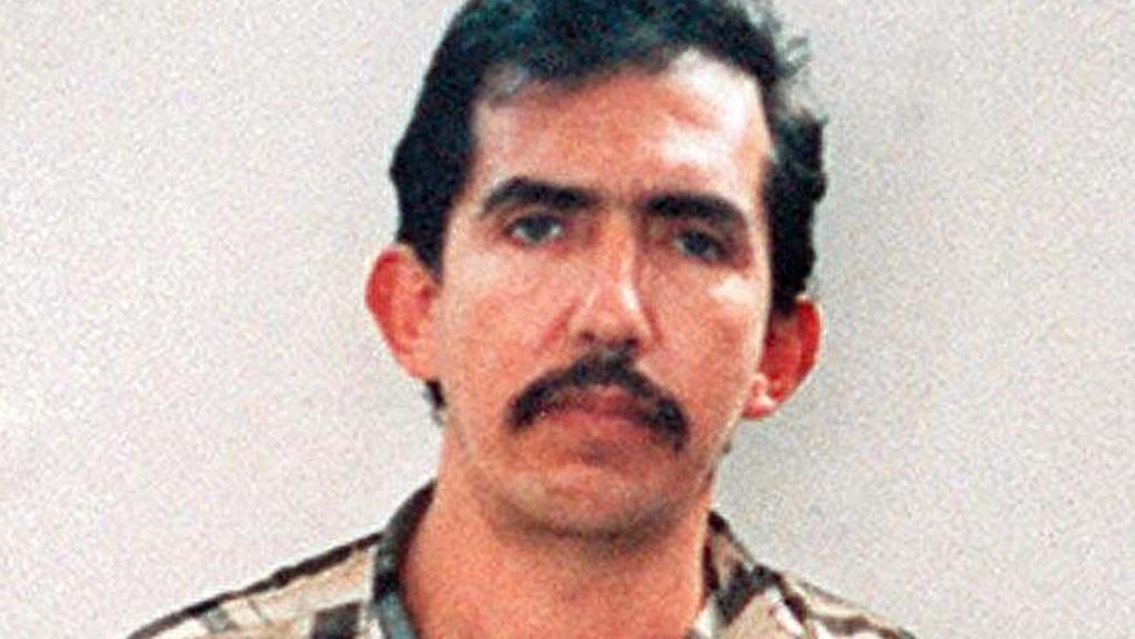 Esta foto de arquivo sem data mostra o assassino em massa colombiano condenado Luis Alfredo Garavito, que confessou ter matado mais de 140 crianças na Colômbia, incluindo quatro no Equador. Um tribunal colombiano condenou Garavito, em 26 de maio de 2000, a uma pena de 835 anos de prisão.