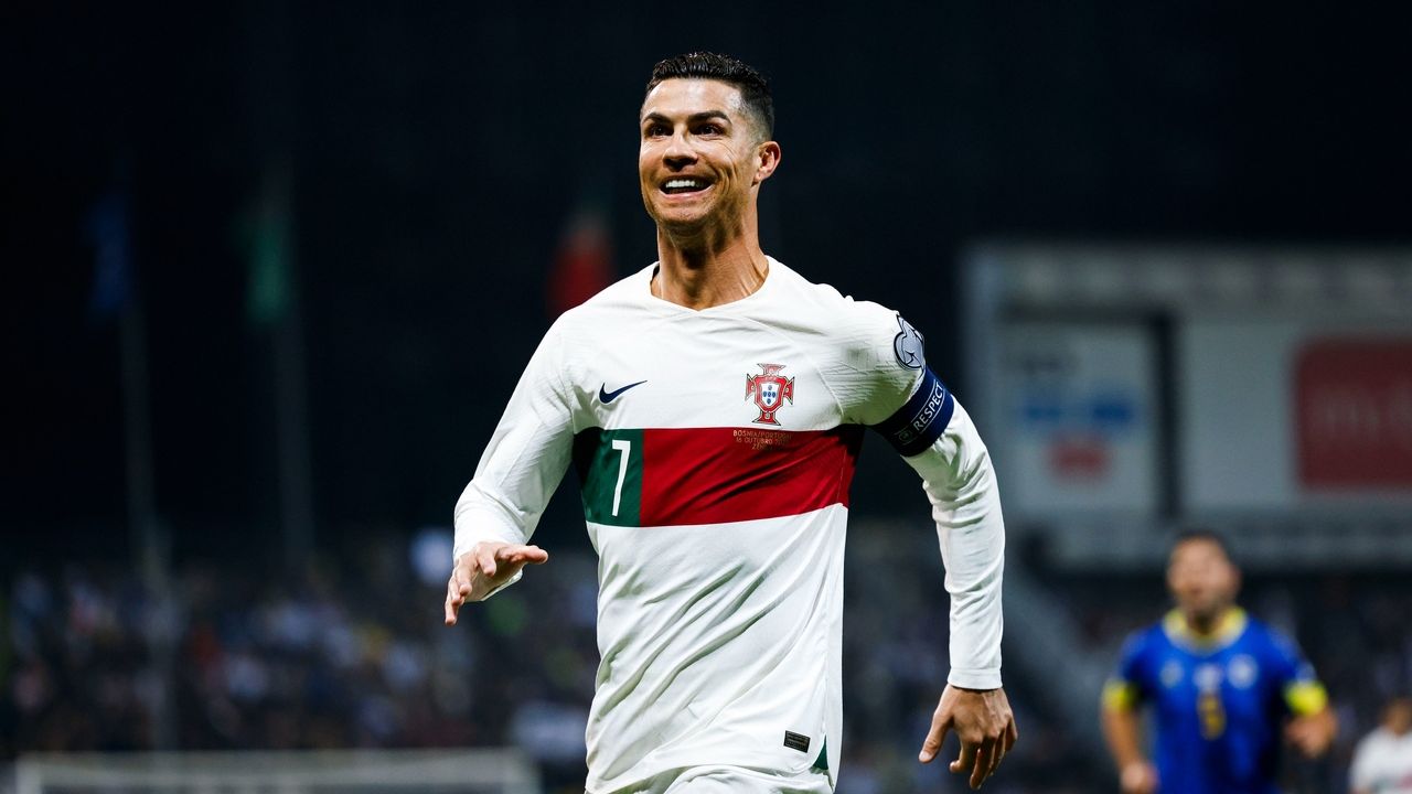 Cristiano Ronaldo está prestes a bater recorde de mais jogos por seleção:  Me deixaria orgulhoso, eliminatórias da eurocopa
