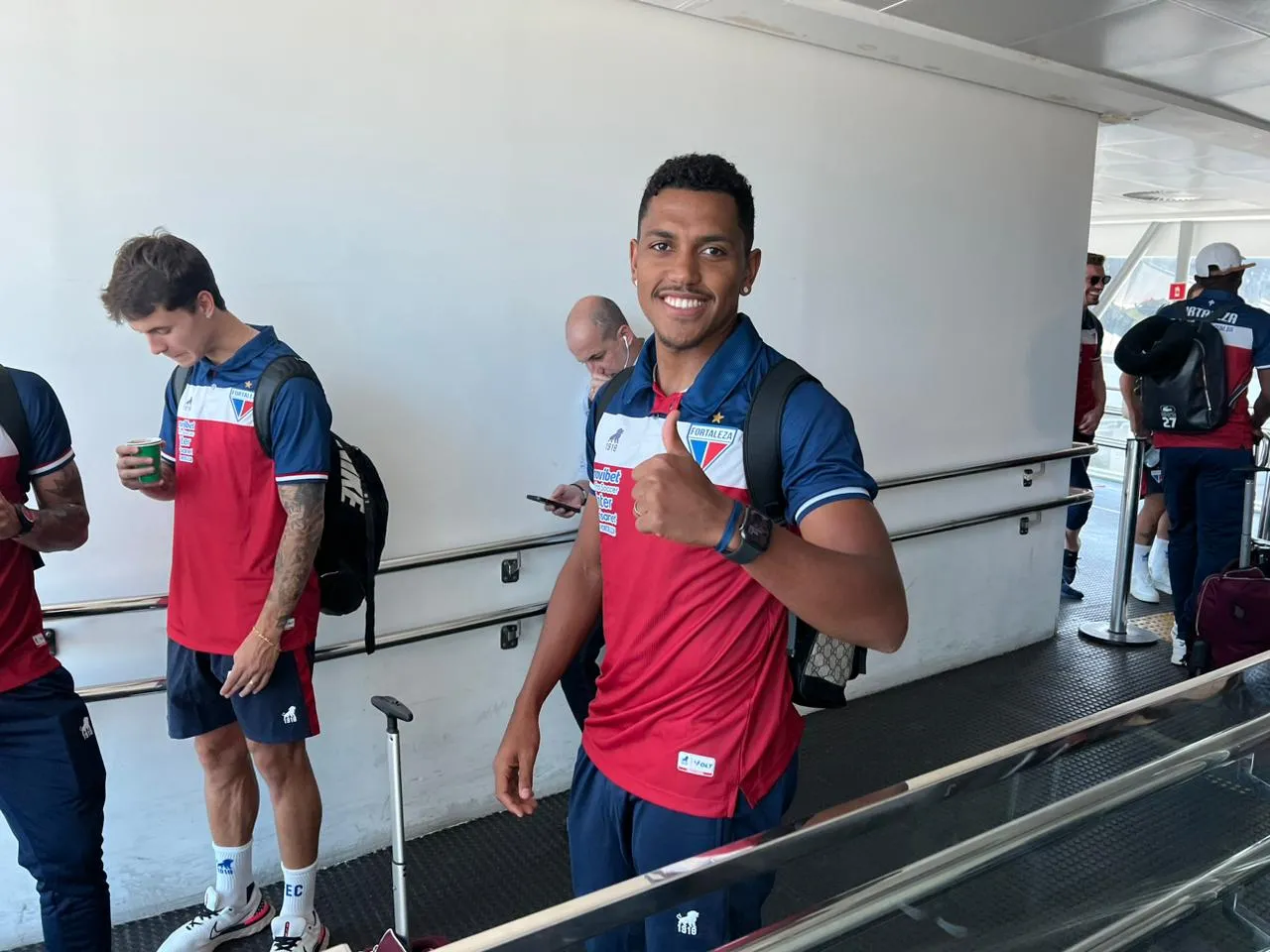 Atacante Pedro Rocha retorna após grave lesão.