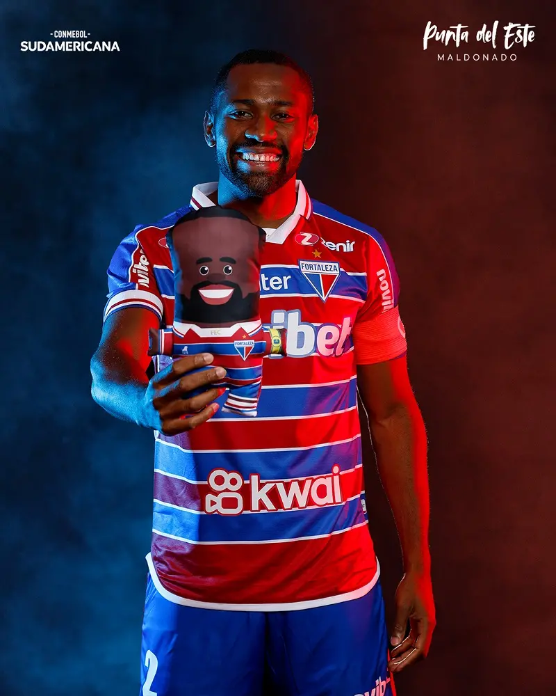 Imagem mostra jogador de futebol