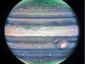 Imagem do planeta Júpitar capturada pelo Telescópio Espacial James Webb
