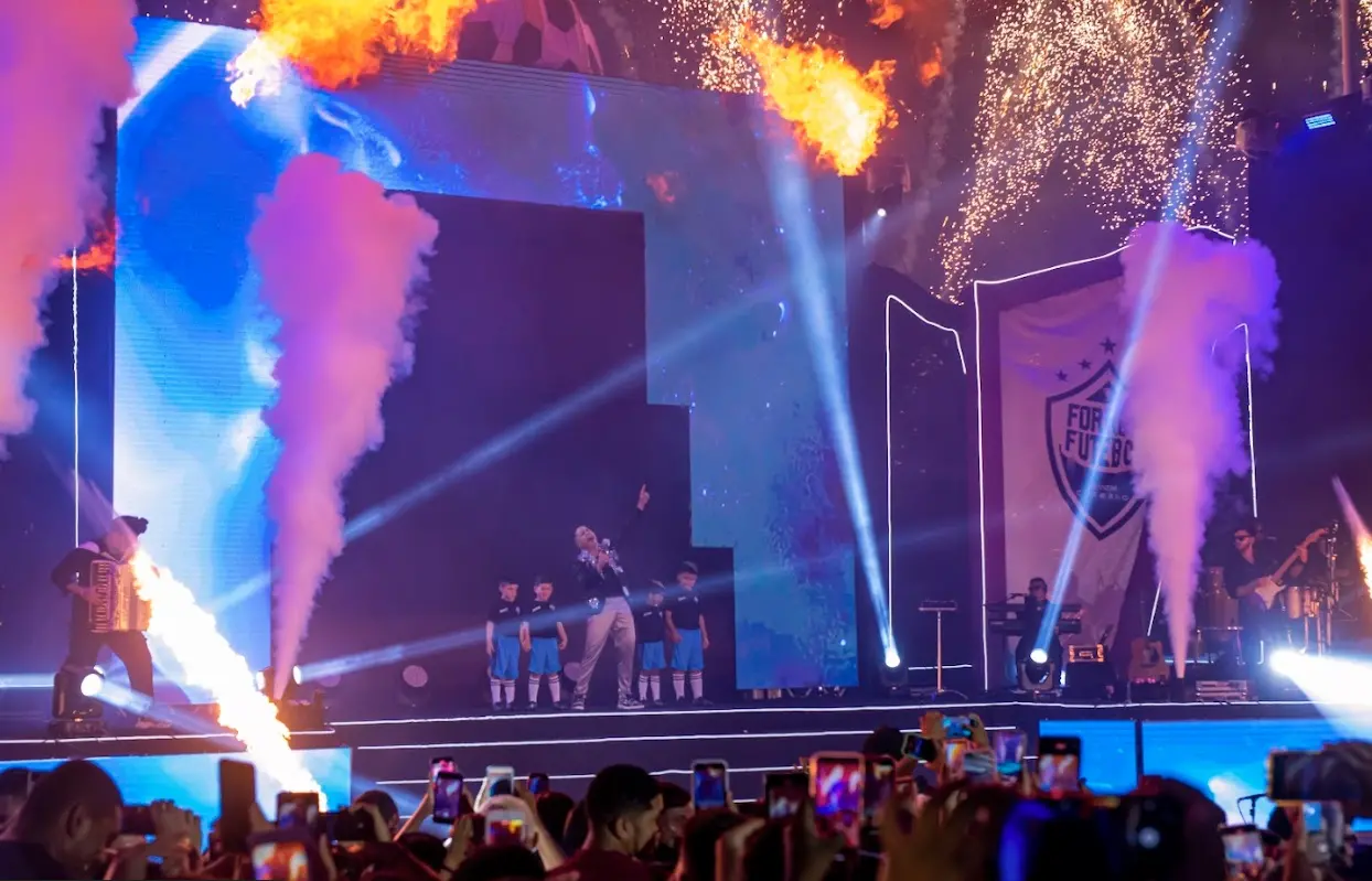 DVD teve show pirotécnico e participação de crianças