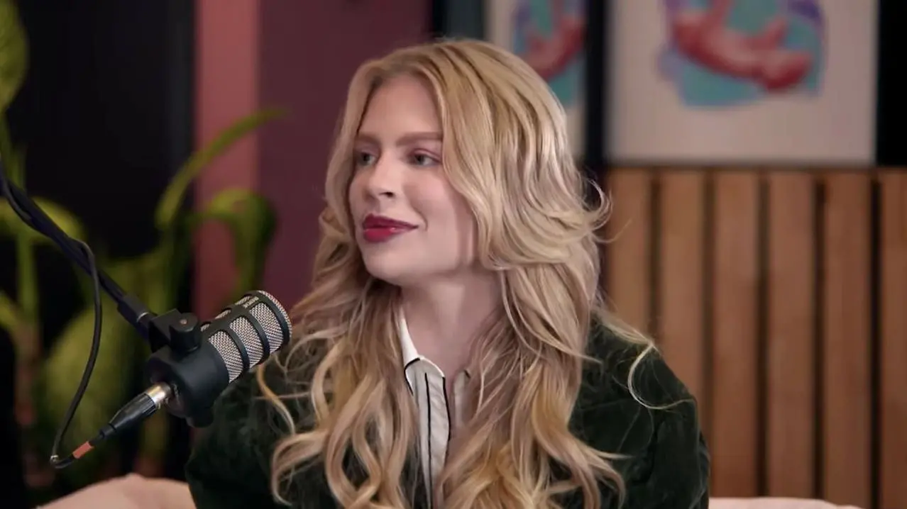 Luísa Sonza em podcast