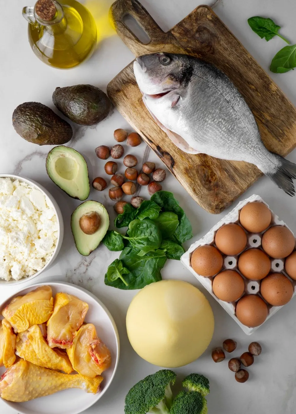 O selênio também pode ser encontrado em alimentos como peixes, carnes de aves, ovos e vegetais