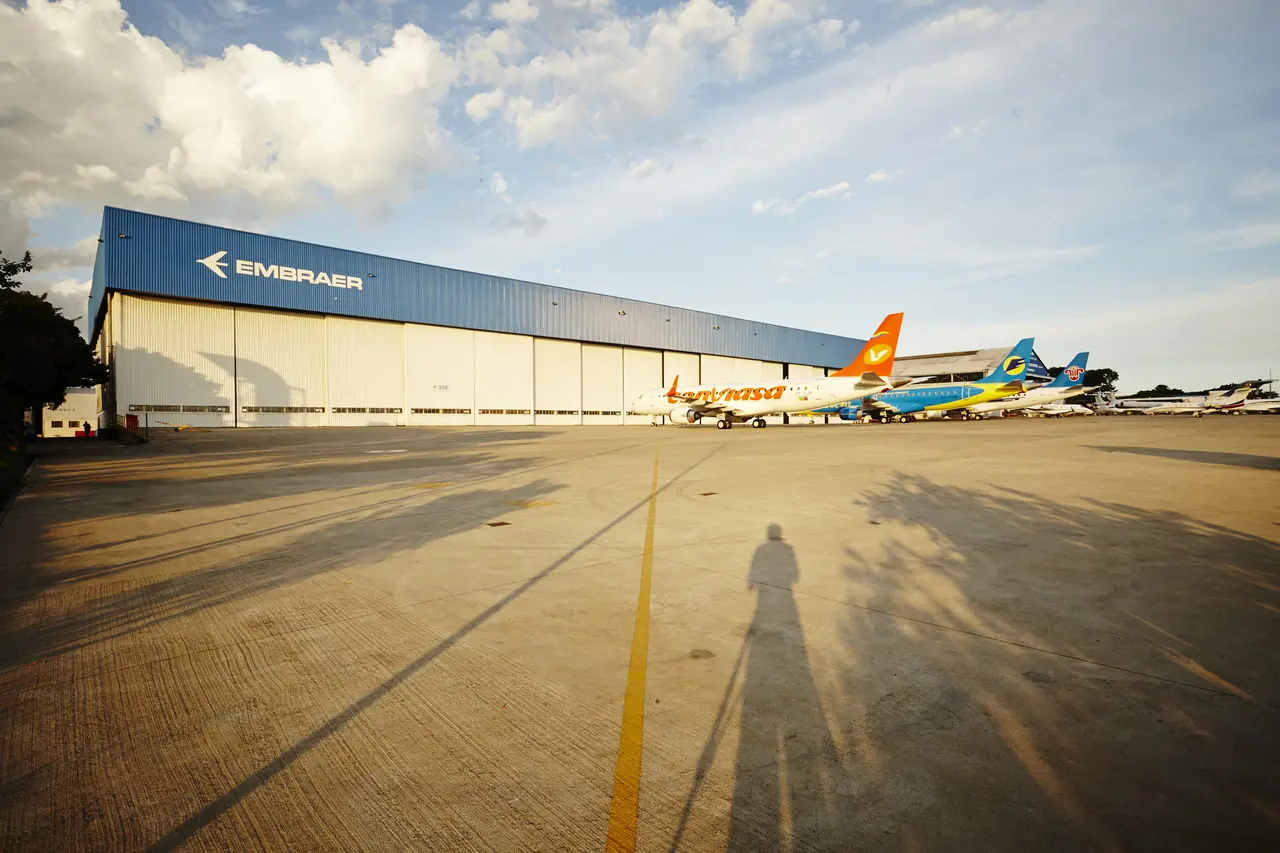 Hangar da embraer em são josé dos campos
