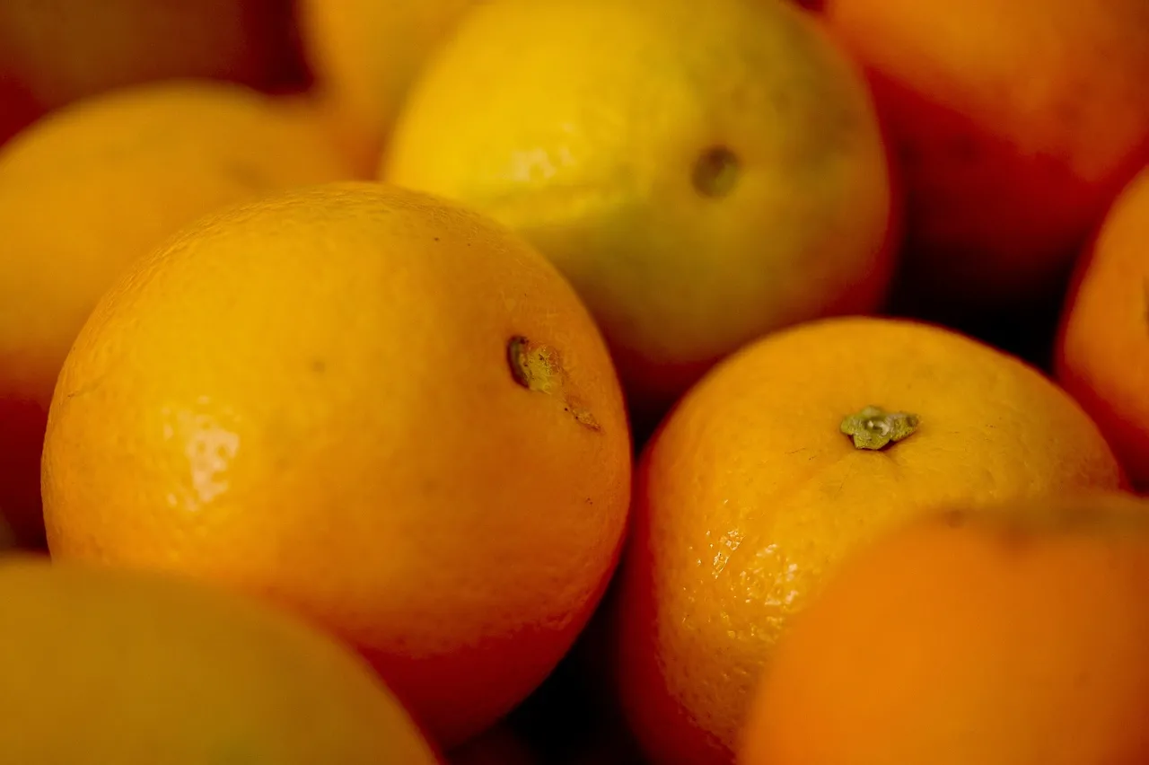 Preço da laranja tem sofrido alta devido a problemas na produção