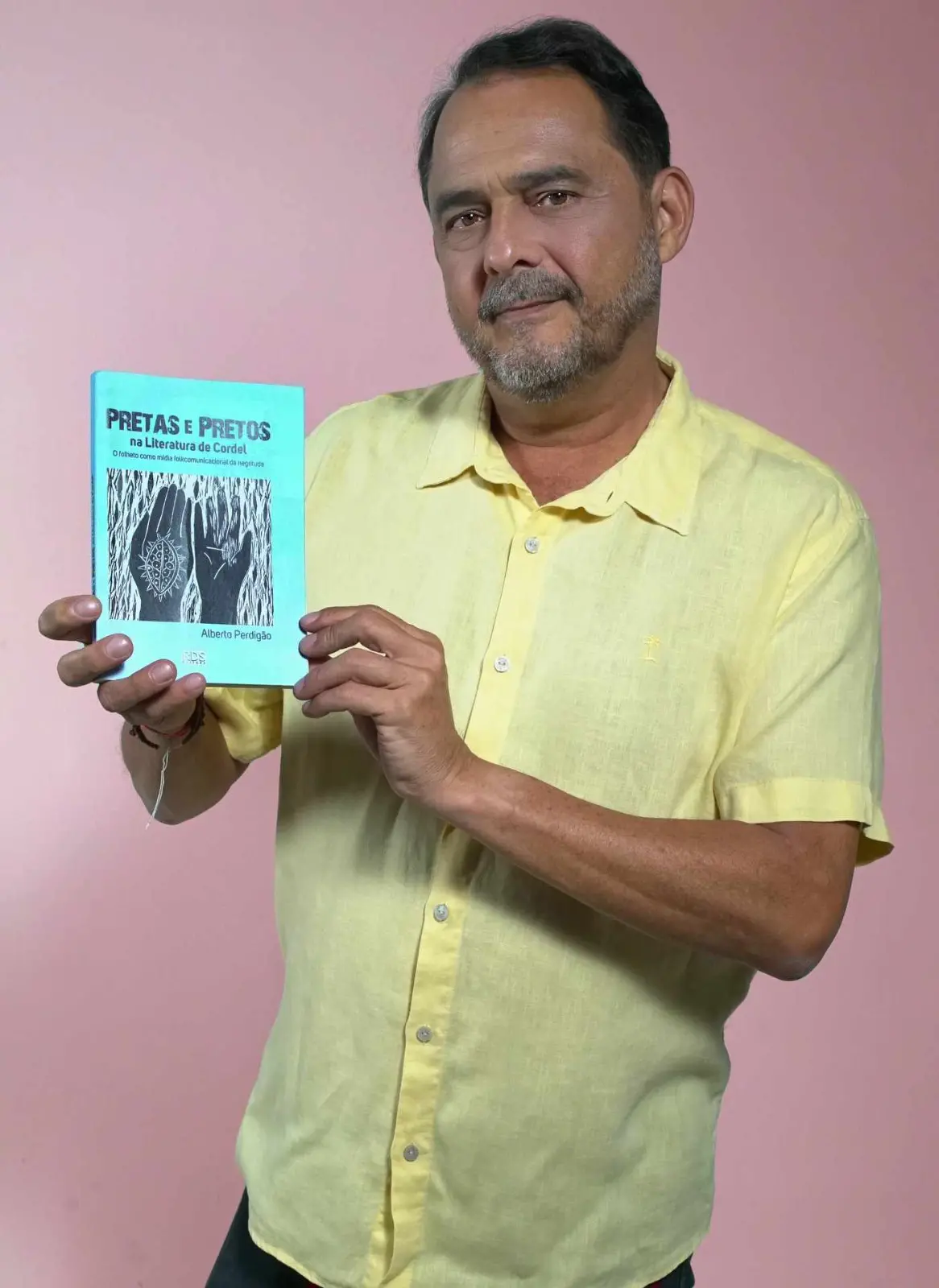 Alberto Perdigão é jornalista, professor e pesquisador