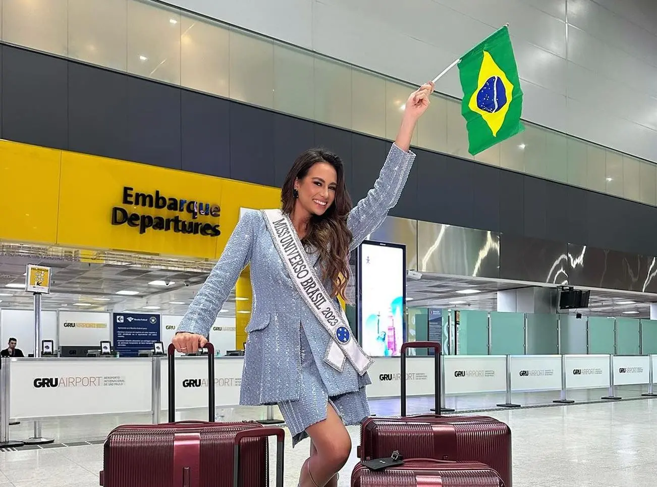Miss Brasil Maria Brechane embarca com destino ao Miss Universo