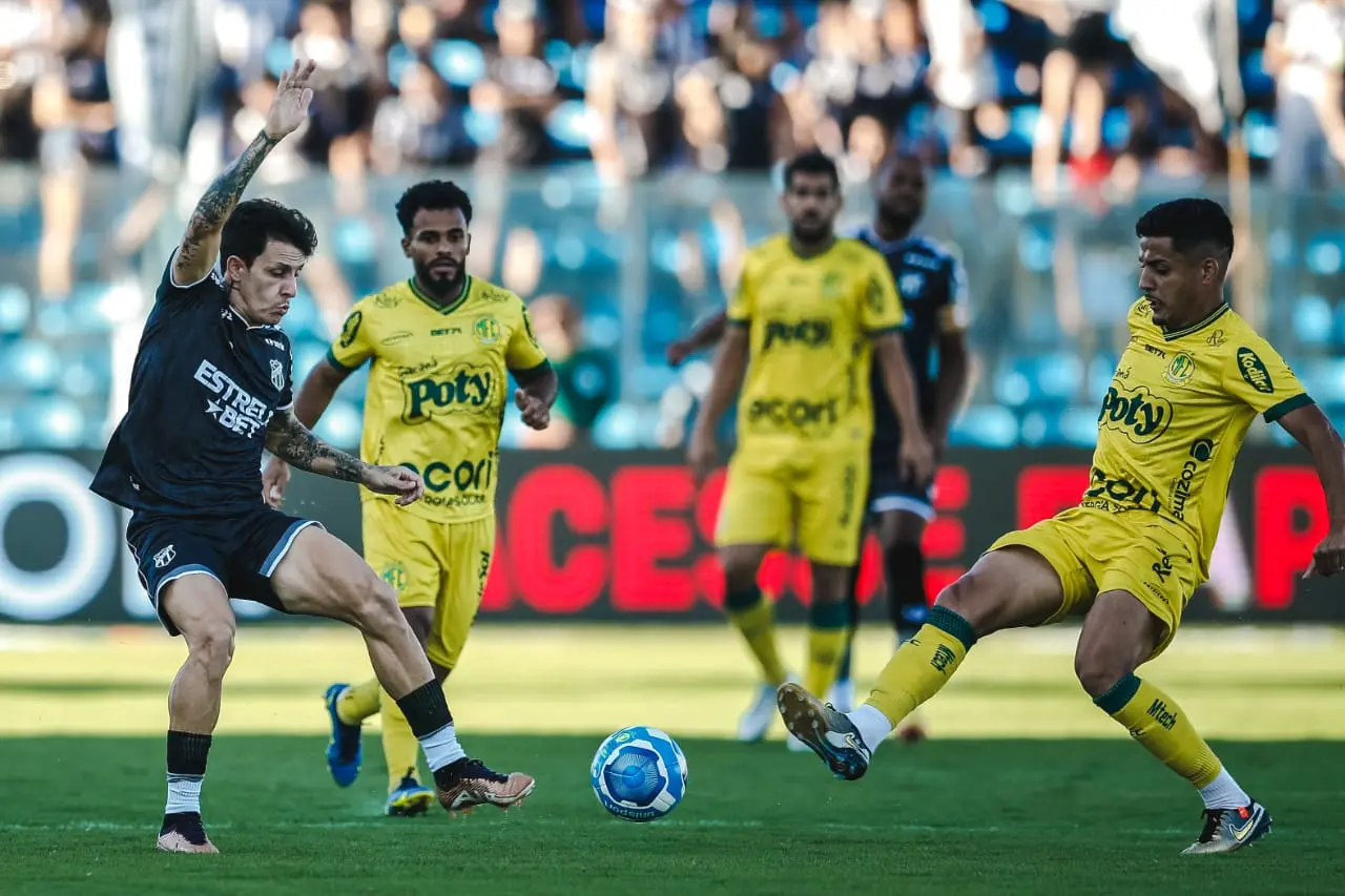 Imagem mostra jogadores