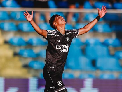 Erick Pulga comemora gol pelo Ceará