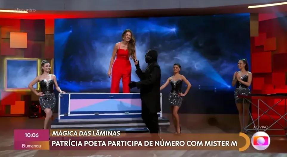 Mister M ficou conhecido por mostrar como funcionavam os truques de mágica