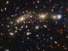 Imagens dos telescópios James Webb e Hubble