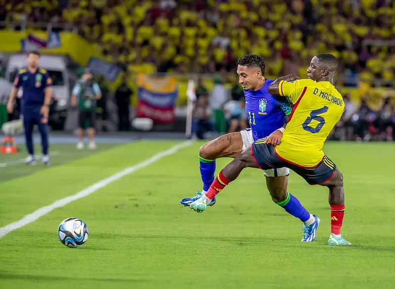 Seleção Brasileira sofreu contra os colombianos.