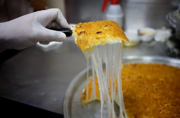 Kunafa, sobremesa palestina à base de queijos de cabra e ovelha