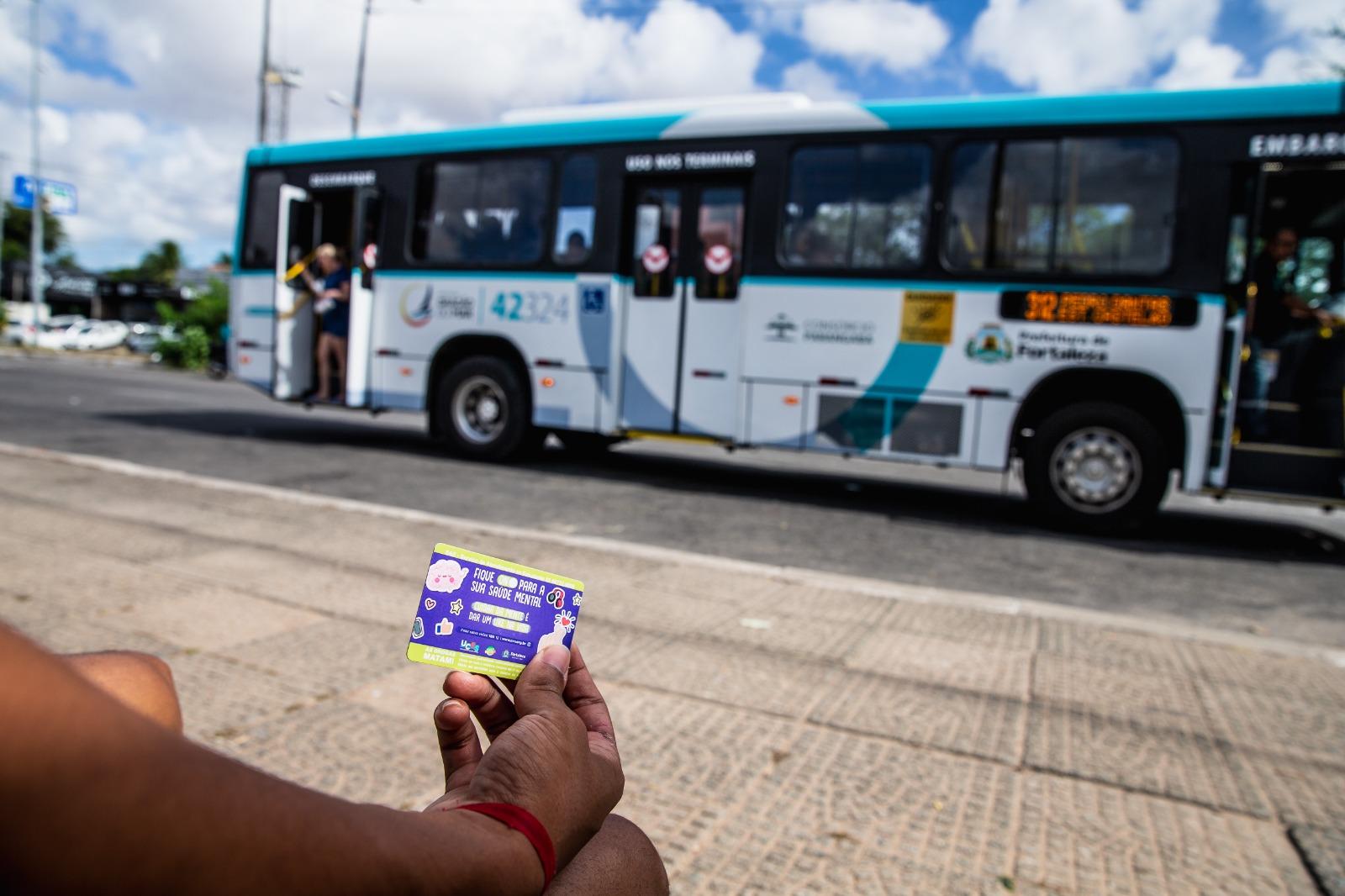 Foto que contém ônibus em Fortaleza