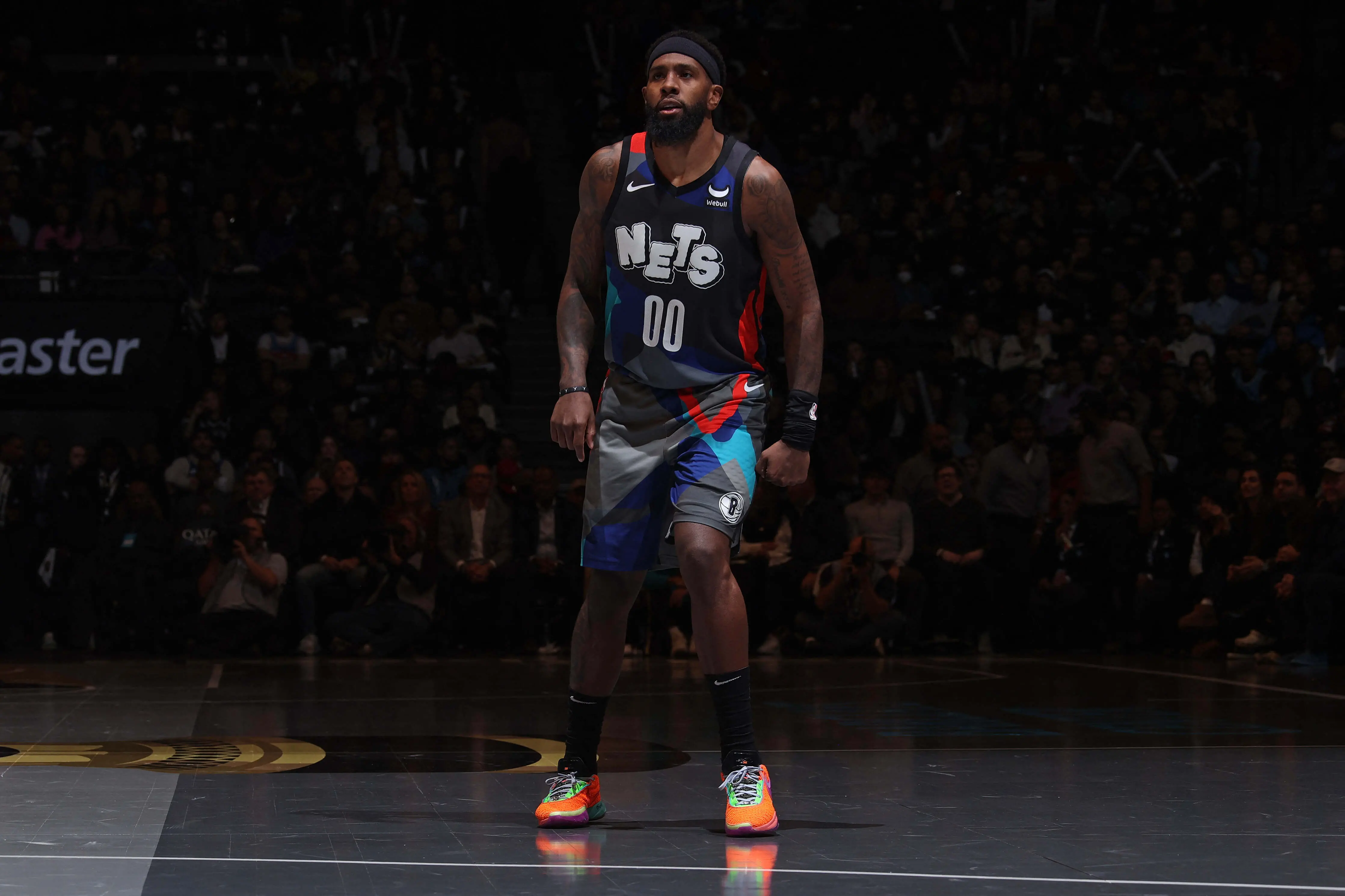 Foto de Royce O'Neal, jogador do Brooklyn Nets, durante jogo da NBA