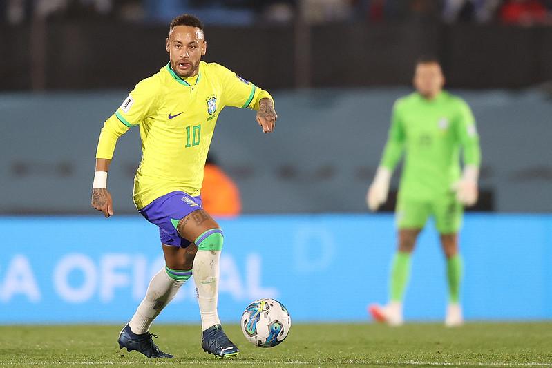 É preciso dizer: Neymar não consegue mais jogar em alto nível