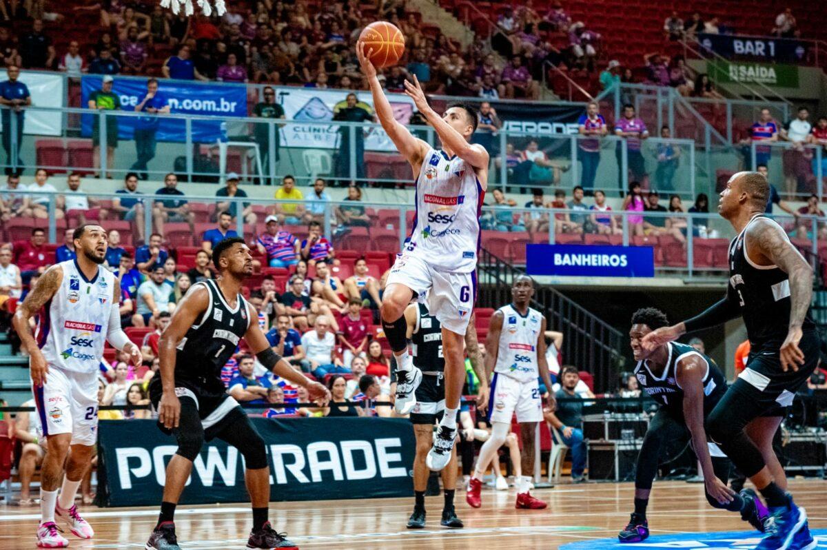 Fortaleza Basquete Cearense vence o Corinthians no NBB e segue como um ...