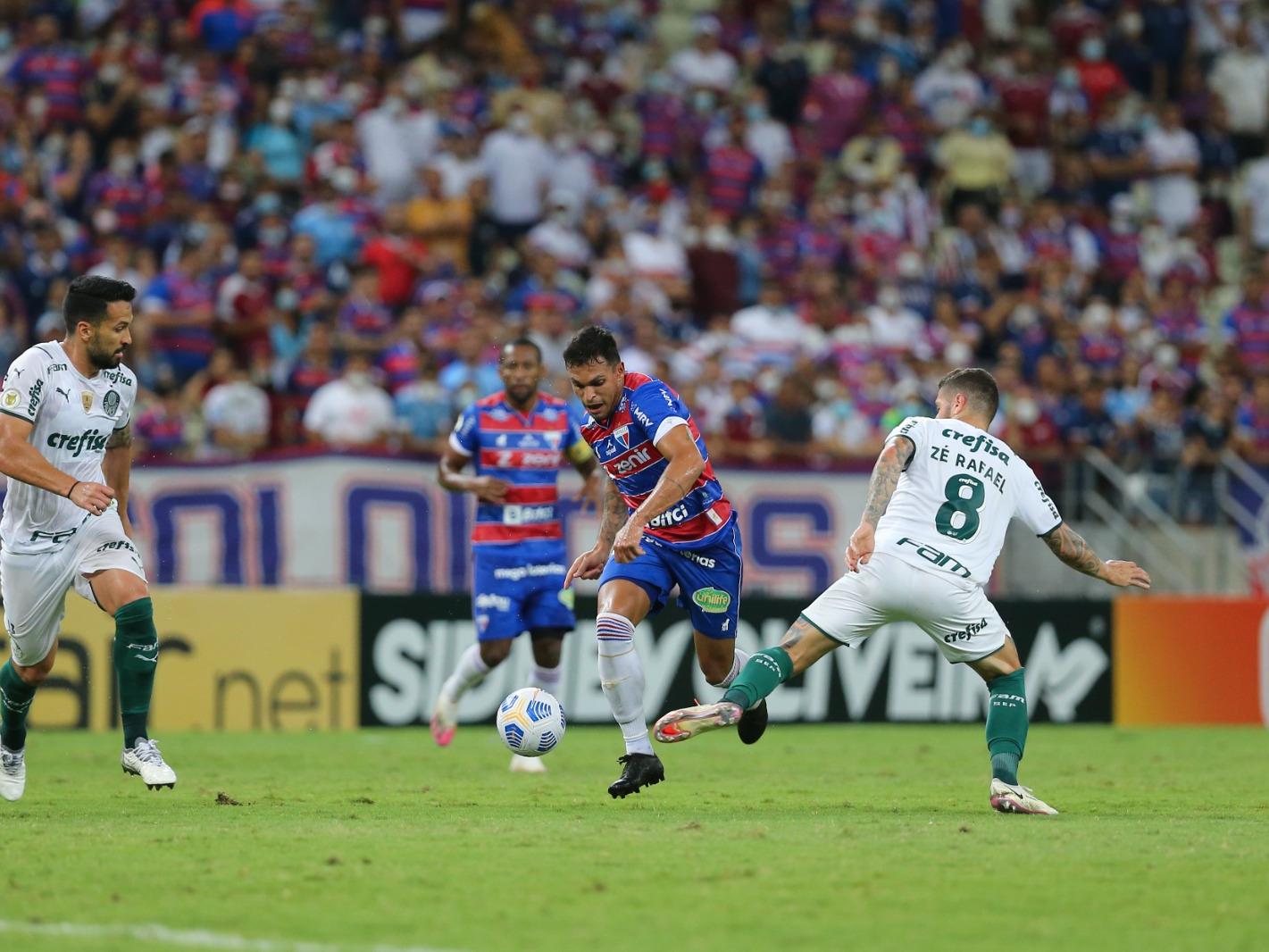 Cuiabá será sede pela primeira vez da final do Campeonato Brasileiro de  Xadrez :: Leiagora, Playagora