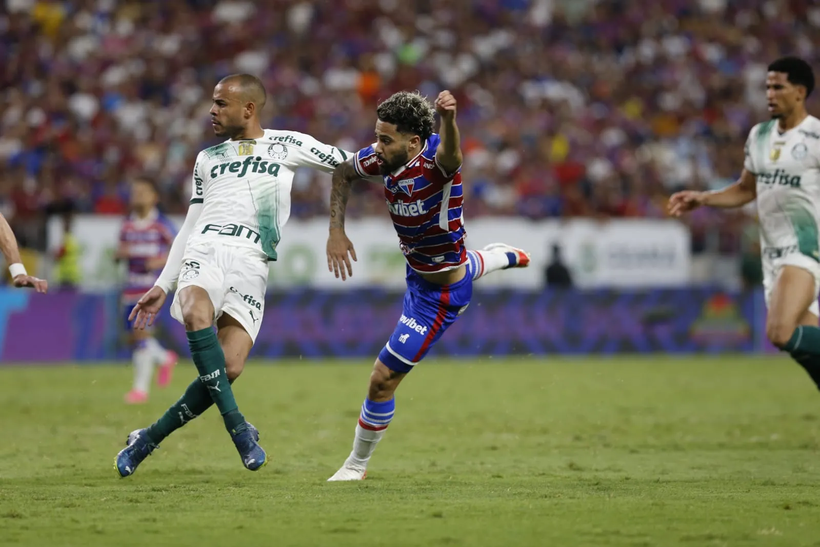 Calebe fez um ótimo jogo, mas não evitou o tropeço do Fortaleza, que cedeu empate na etapa final