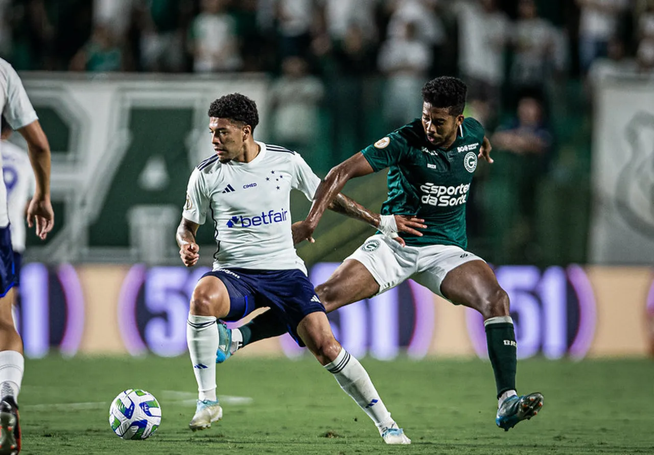 O Cruzeiro criou as melhores oportunidades do jogo e foi melhor que o Goiás