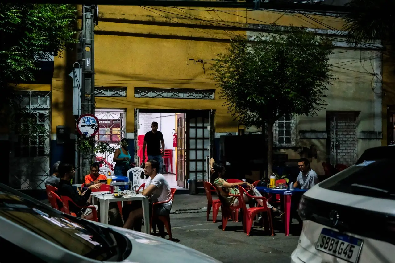 Boteco do Vicente tem público fiel há 17 anos
