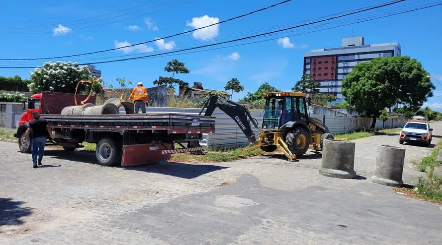 Localidades estão desocupadas devido ao risco de desabamento