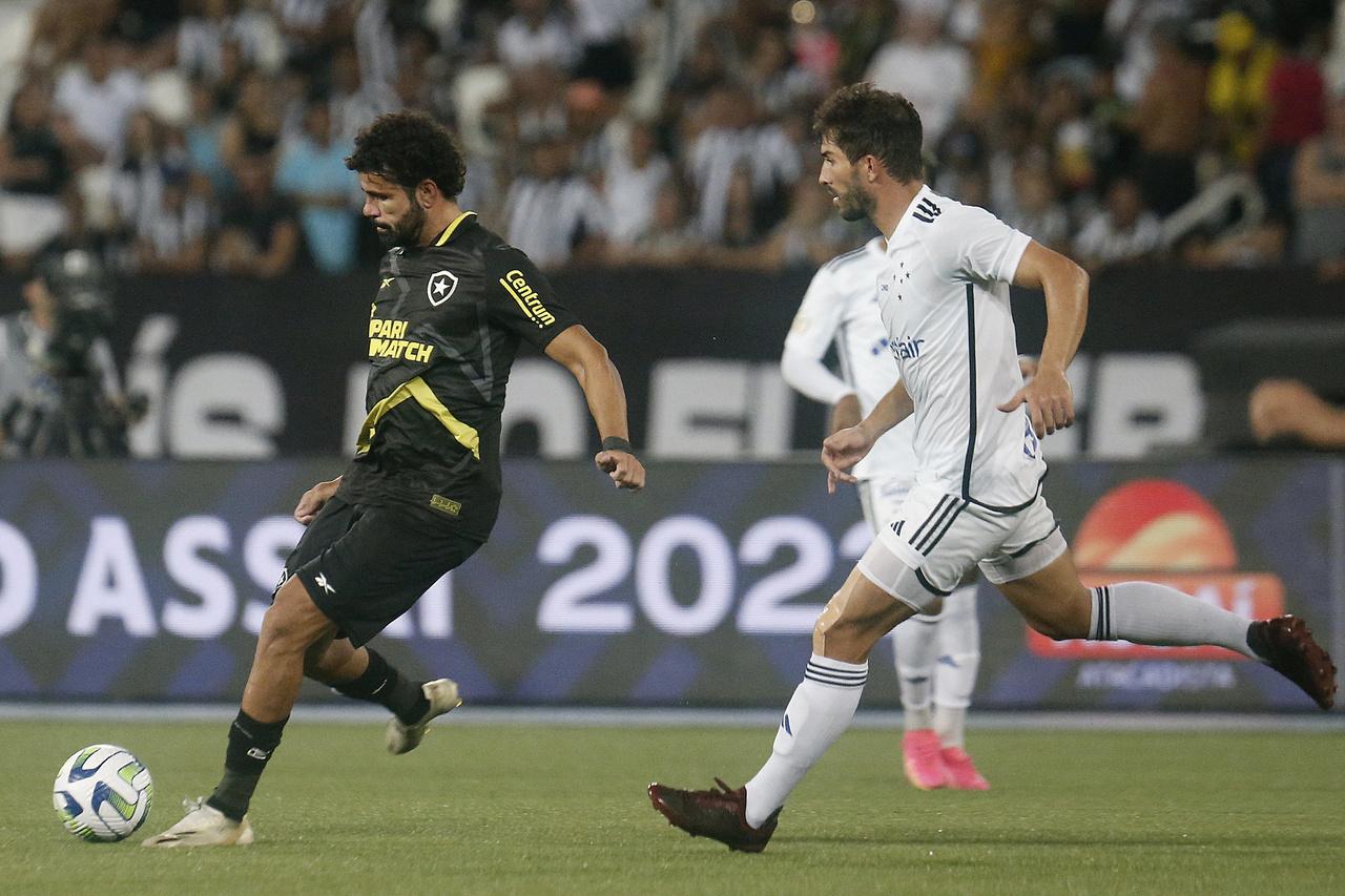 Cruzeiro chega ao 5º jogo seguido sem vitória no Campeonato