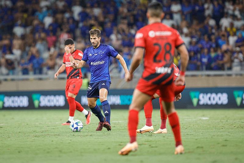 STJD pode liberar torcida do Coritiba para jogo contra o