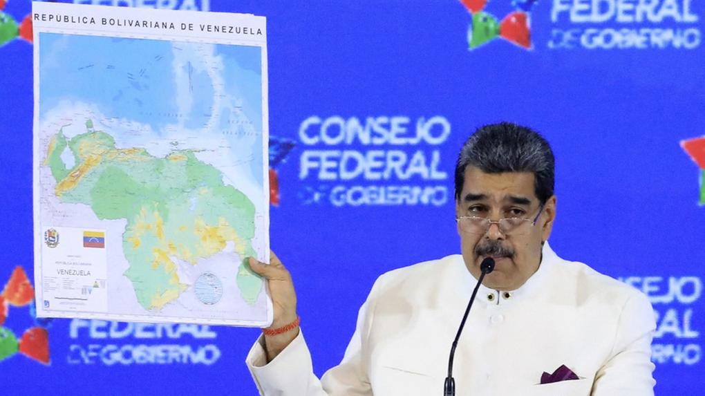 Maduro sobre Mapa da Venezuela