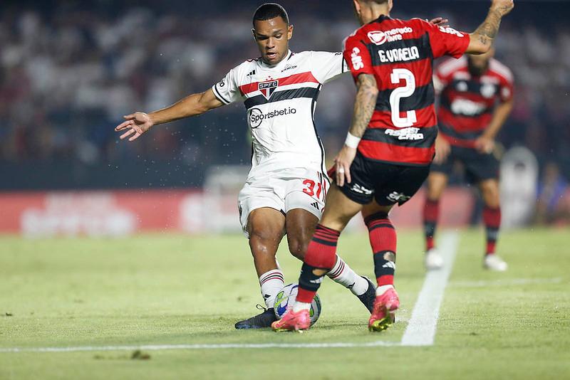 FLAMENGO E SÃO PAULO EM CAMPO; CONFIRA OS JOGOS DE HOJE E ONDE