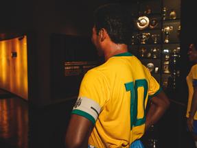 Pelé camisa 10 seleção. Por que Pelé usou a camisa 10 na Copa de 1958? Veja história da pergunta de R$ 1 milhão