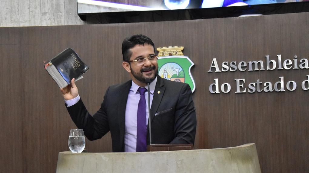 Apóstolo Luiz Henrique criticou o uso do nome de Deus nas eleições do ano passado
