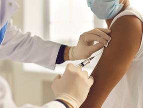 Ministério da Saúde passa a adotar esquema com dose única para vacinação contra HPV
