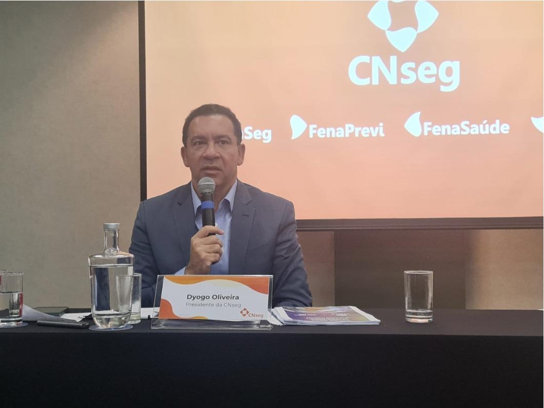 Dyogo Oliveira, presidente da CNSeg