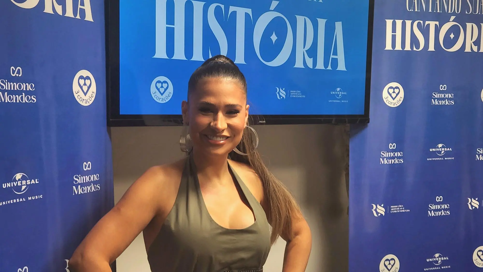 Simone Mendes grava novo DVD em Fortaleza,  no sábado (16)