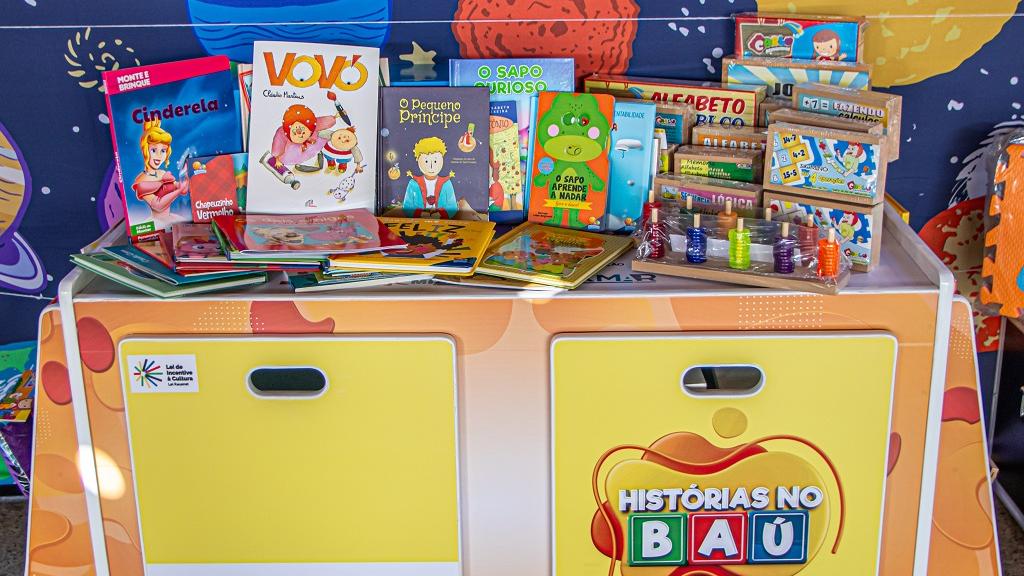Site com livros infantis e jogos educativos gratuitos - Escola