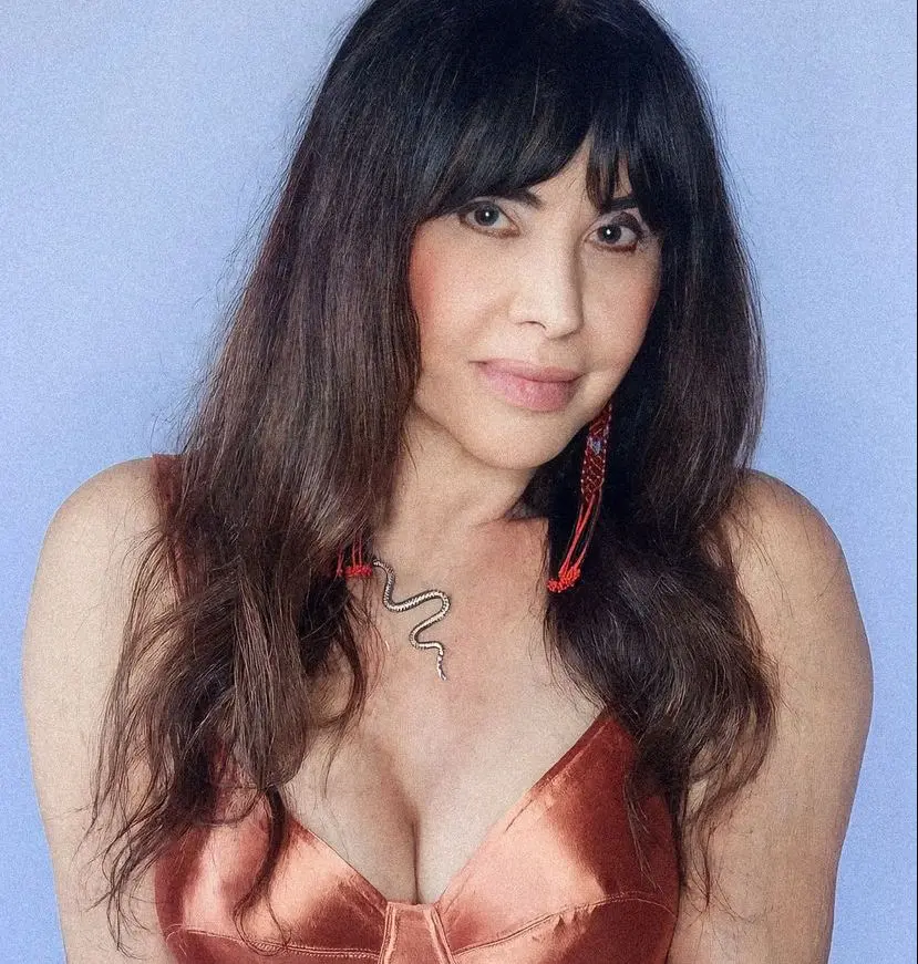 Foto posada da atriz