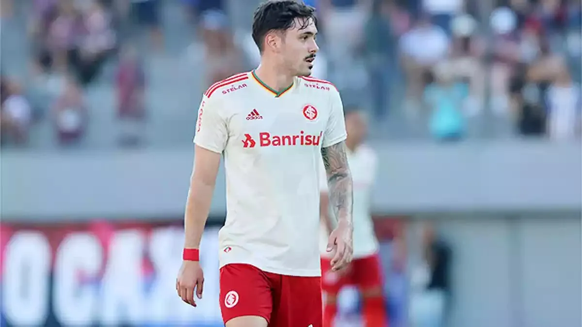 Maurício é uma das novidades na lista da Seleção.