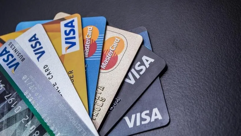 Cartão de crédito tem novas regras para os juros rotativos